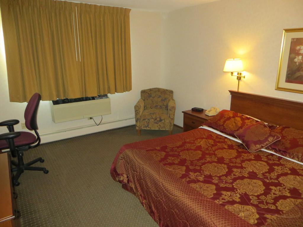 Ripon Welcome Inn And Suites Exterior photo